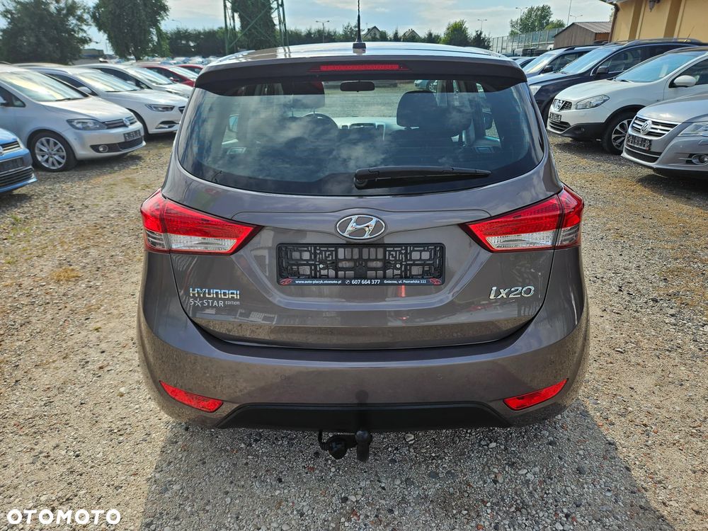 Hyundai ix20 1.4 blue Trend - 14