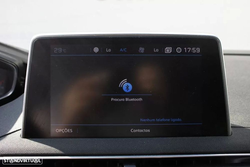 Peugeot 3008 1.6 BlueHDi Allure EAT6 J18 - 32
