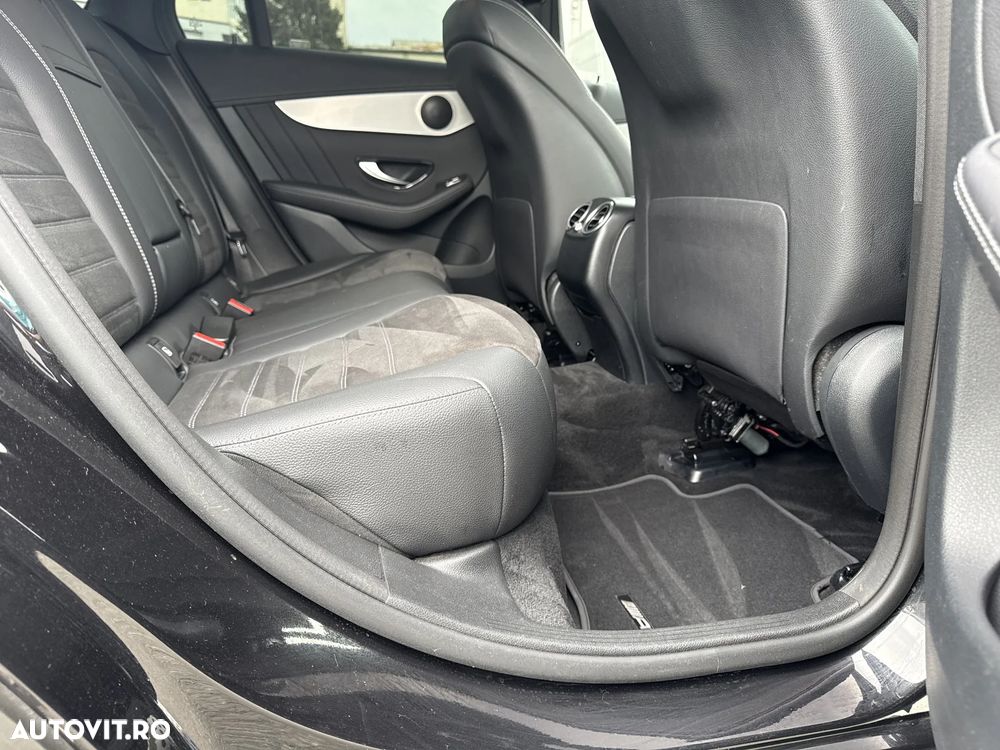 Mercedes-Benz GLC 220 d 4MATIC 9G-TRONIC AMG Line - 13