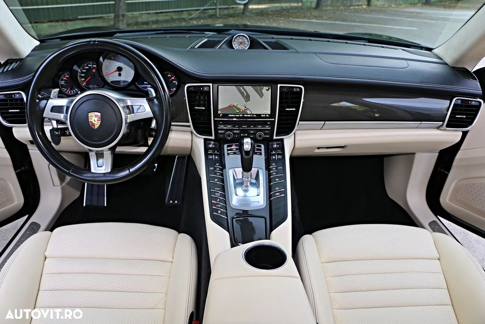 Porsche Panamera - 7