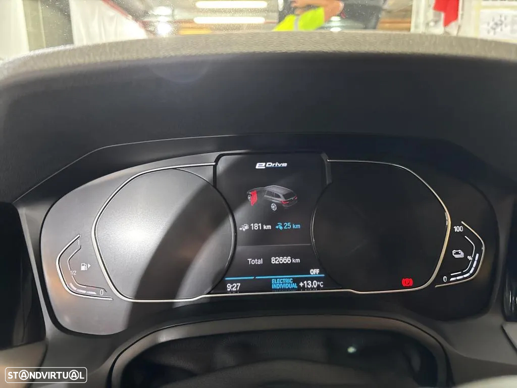 BMW 330 e Touring Corporate Edition Auto - 4