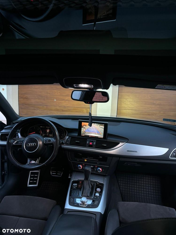 Audi A6 Avant 3.0 TDI quattro S tronic - 25