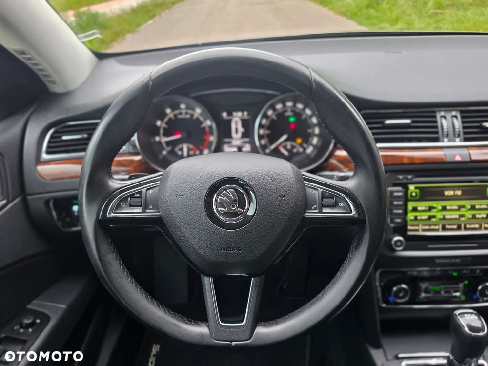 Skoda Superb 2.0 TSI DSG Elegance - 31