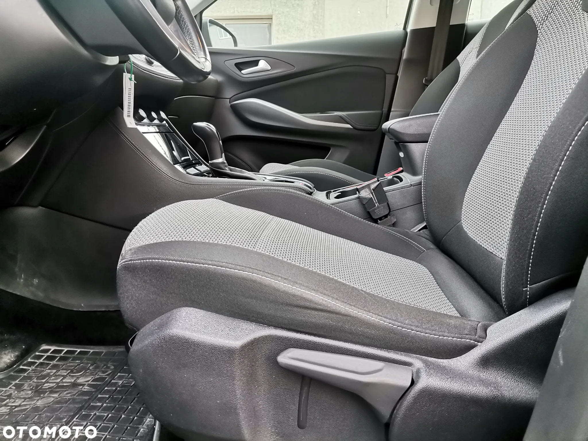 Opel Grandland X 1.2 T GPF Enjoy S&S - 14