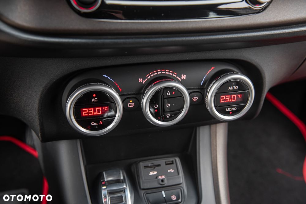 Alfa Romeo Giulietta - 25