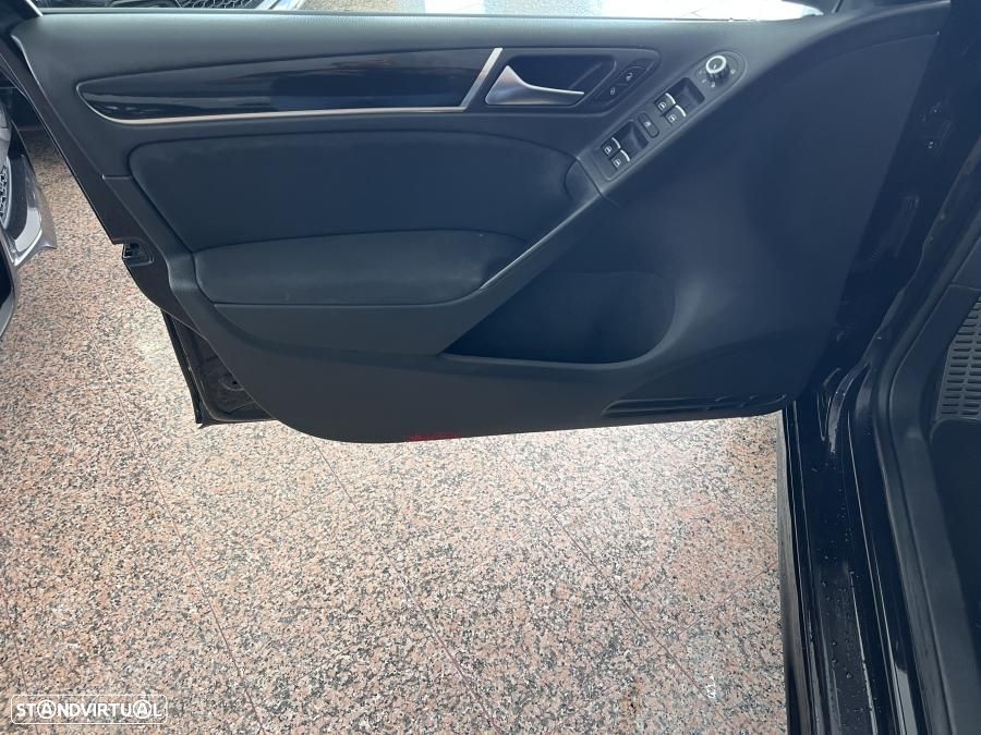 VW Golf 2.0 TSi GTI DSG - 4
