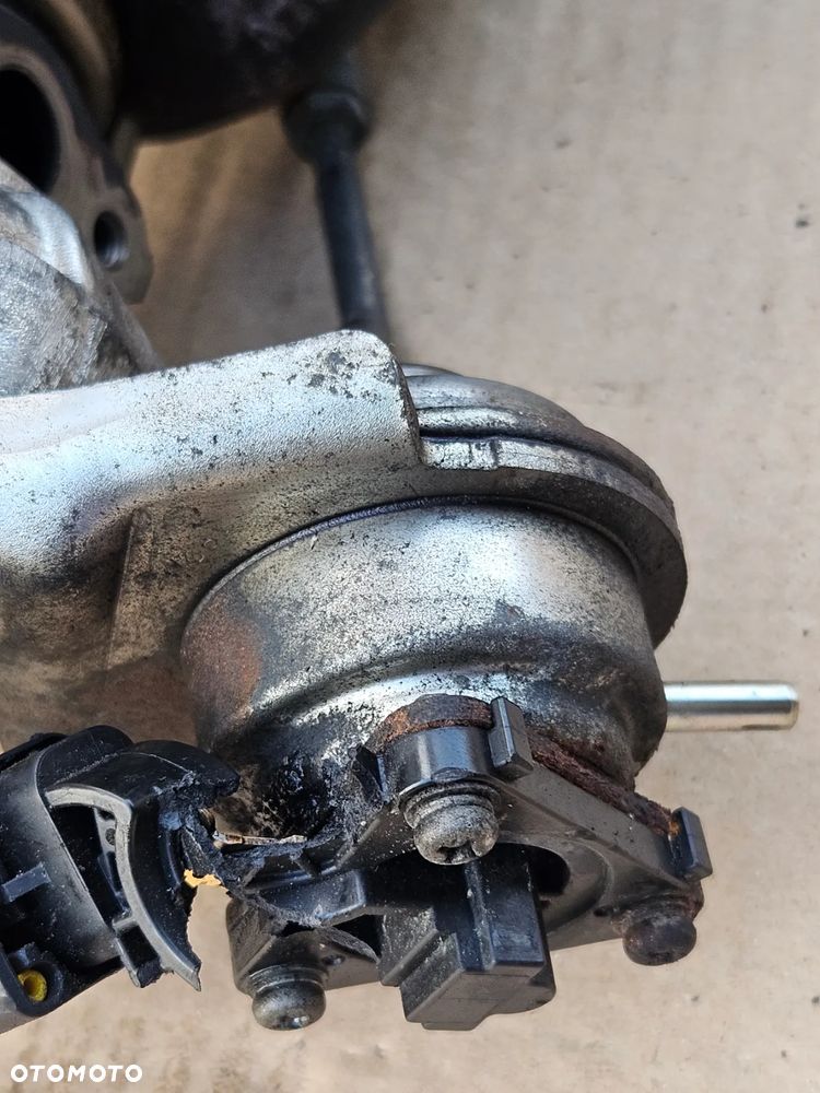 Peugeot Partner 308 Citroen Berlingo C4 1.6 E-HDI turbosprezarka 6973283680 9373-02003 - 2