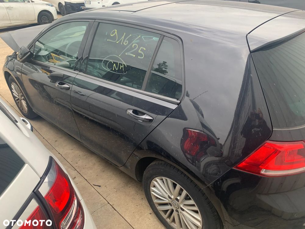 Volkswagen Golf 1.2 TSI BlueMotion Technology DSG Cup - 8