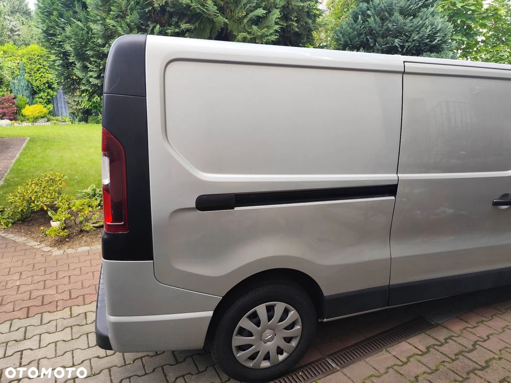 Opel Vivaro - 9