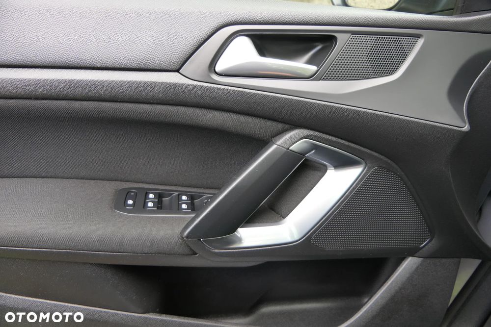Peugeot 308 1.6 BlueHDi Business Line S&S - 29