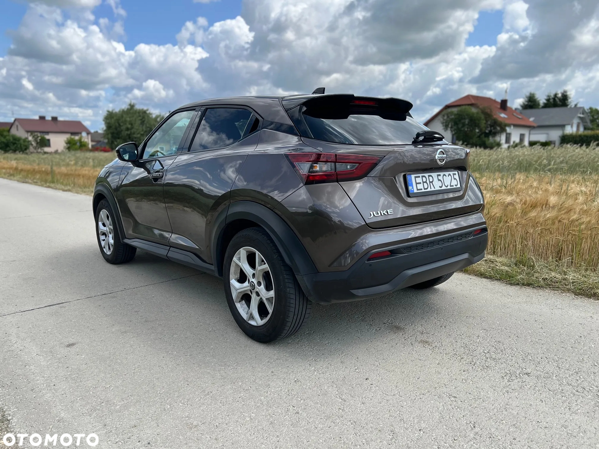 Nissan Juke 1.0 DIG-T N-Connecta - 9
