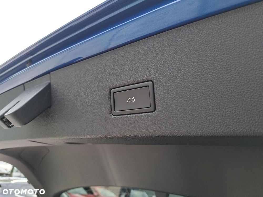 Volkswagen T-Roc - 21