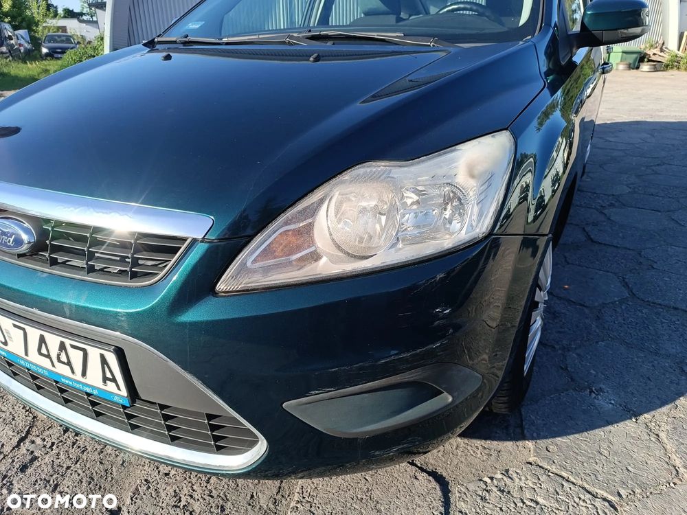 Ford Focus 1.6 Ambiente - 14