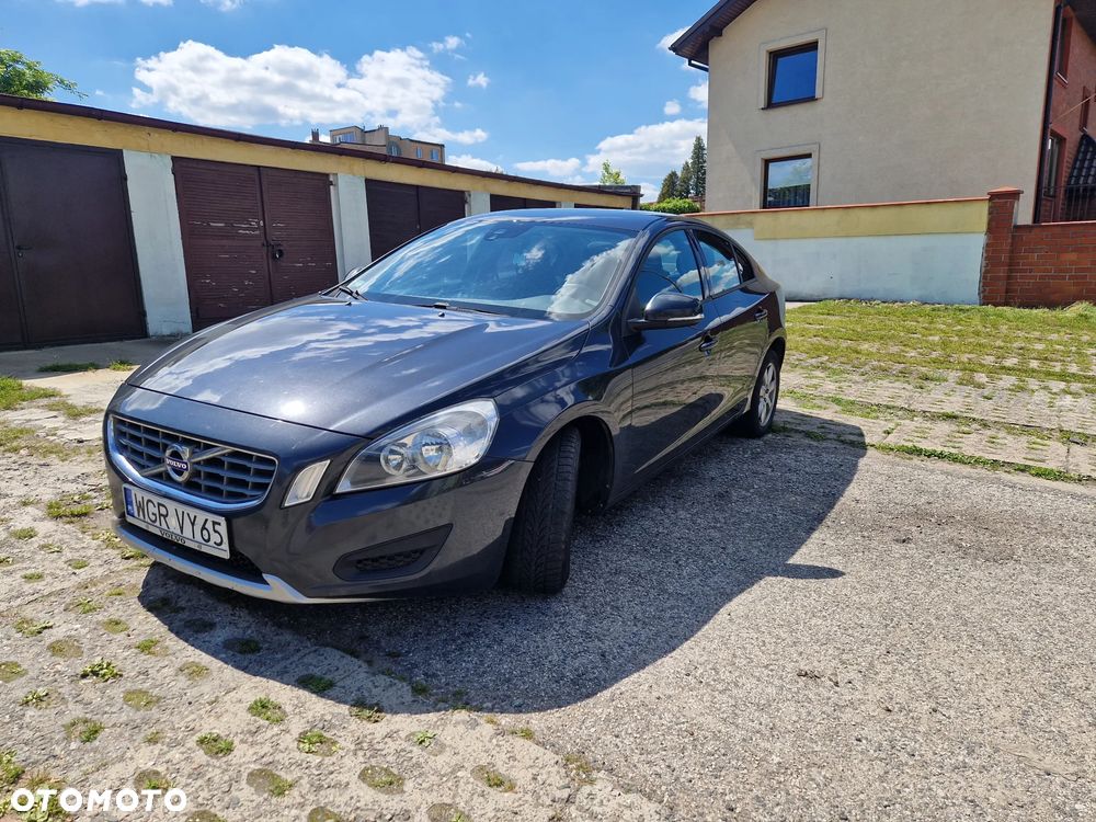 Volvo S60