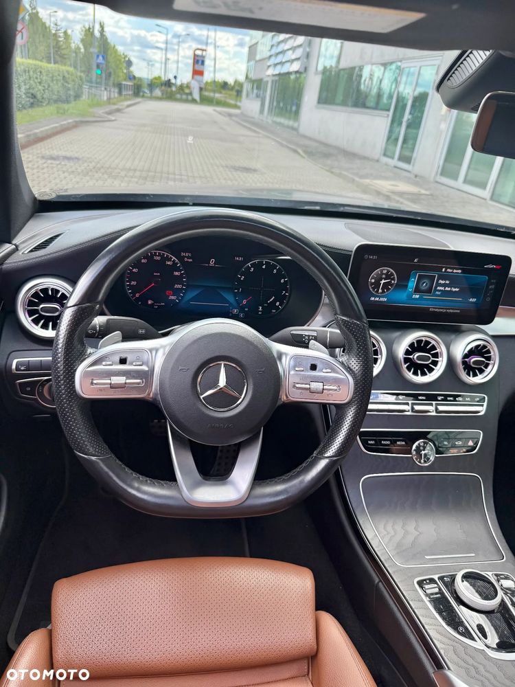 Mercedes-Benz Klasa C 300 9G-TRONIC AMG Line - 23