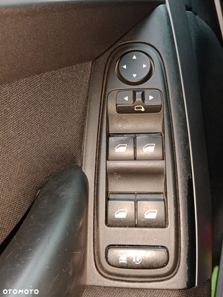 Citroën C4 Picasso - 31