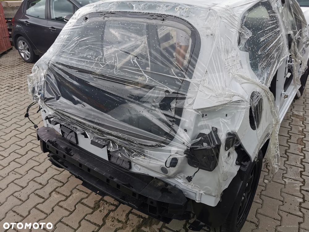 Renault Clio - 9