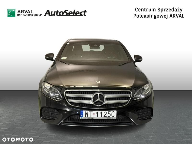 Mercedes-Benz Klasa E - 9