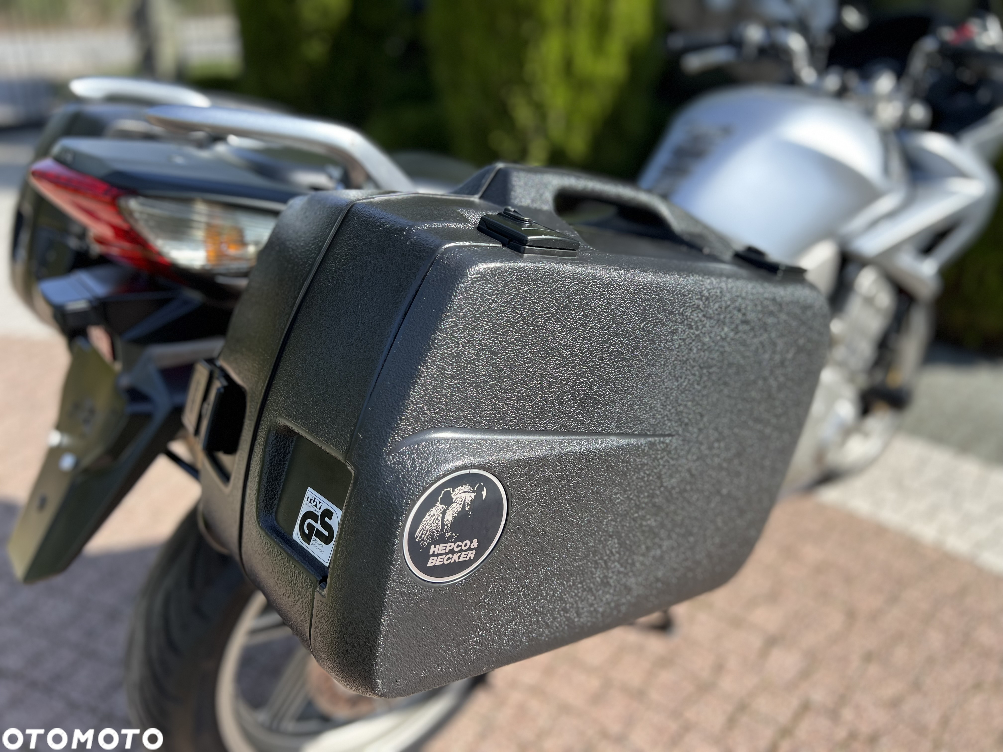 Honda CBF - 11
