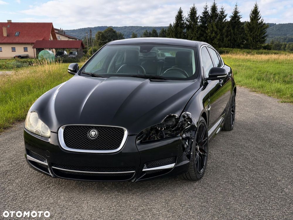 Jaguar XF 3.0 V6 S - 2