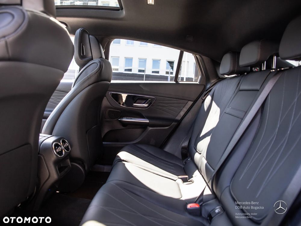 Mercedes-Benz GLC 220 d mHEV 4-Matic AMG Line - 11
