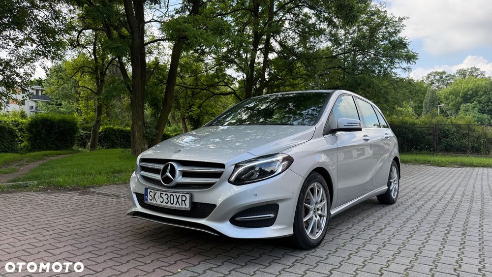 Mercedes-Benz Klasa B 220 4-Matic - 2