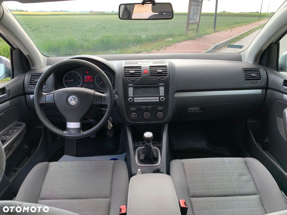 Volkswagen Golf 1.9 TDI Tour Edition - 16