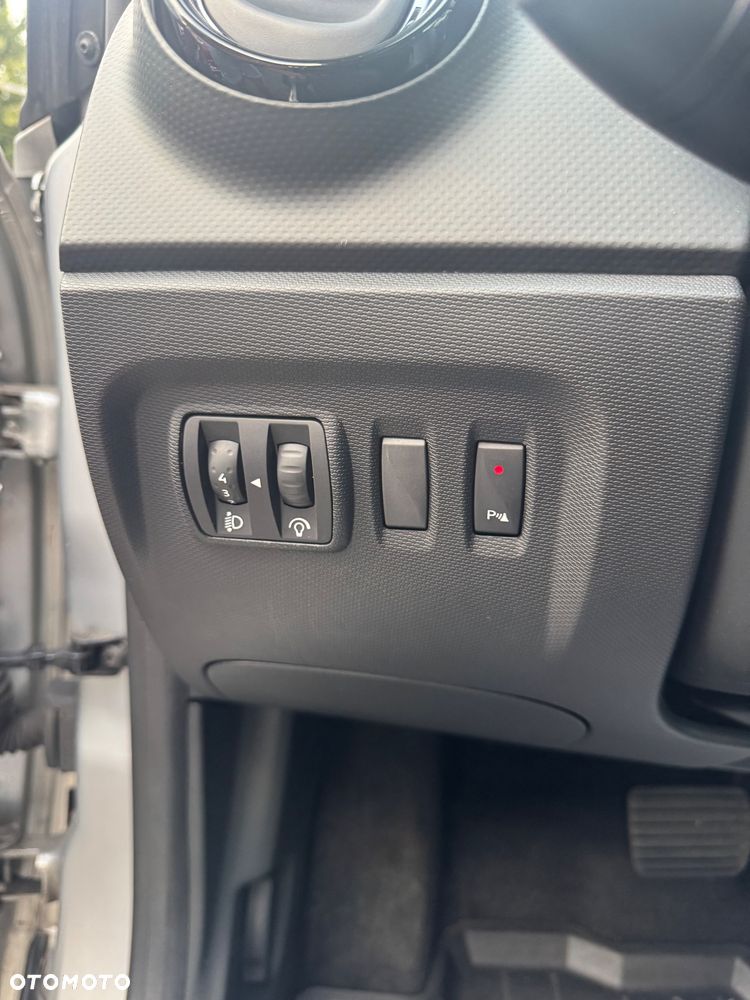 Renault Captur - 36