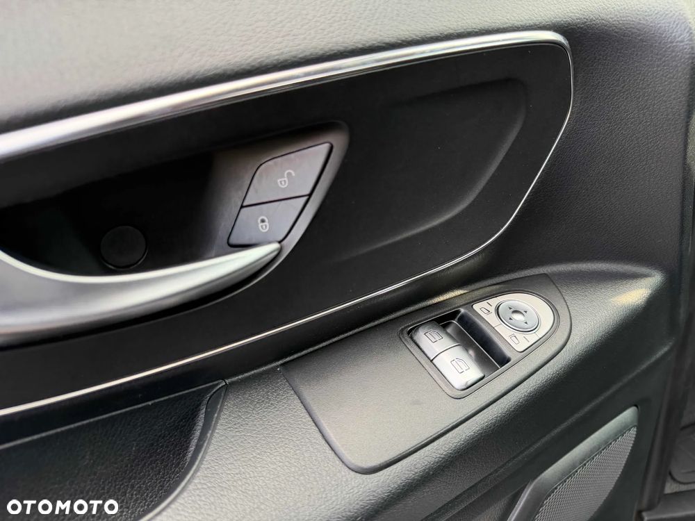 Mercedes-Benz Vito CDI Tourer Pro 447.703 - 26