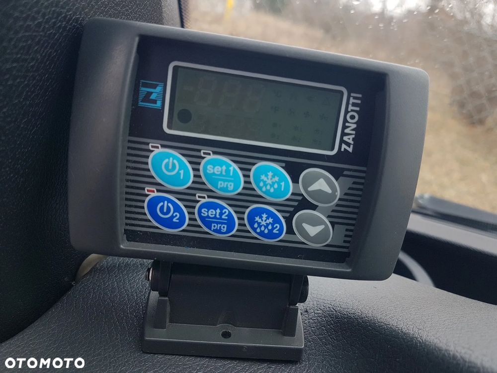 Mercedes-Benz Sprinter CHŁODNIA 8EP IZOTERMA AGREGAT ZANOTTI 4,12x2,15x2,30 KLIMA 314CDI - 21