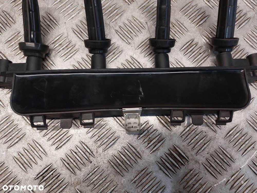 CEWKA ZAPŁONOWA   PEUGEOT 206 I 1.1 8V - 5