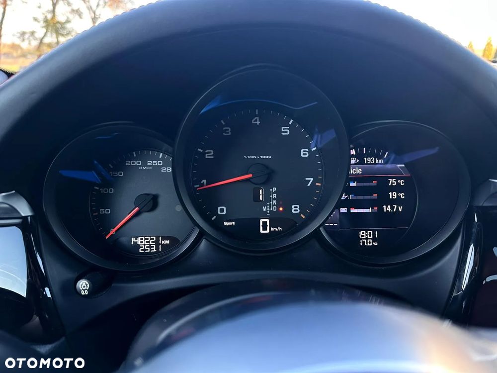 Porsche Macan PDK - 12
