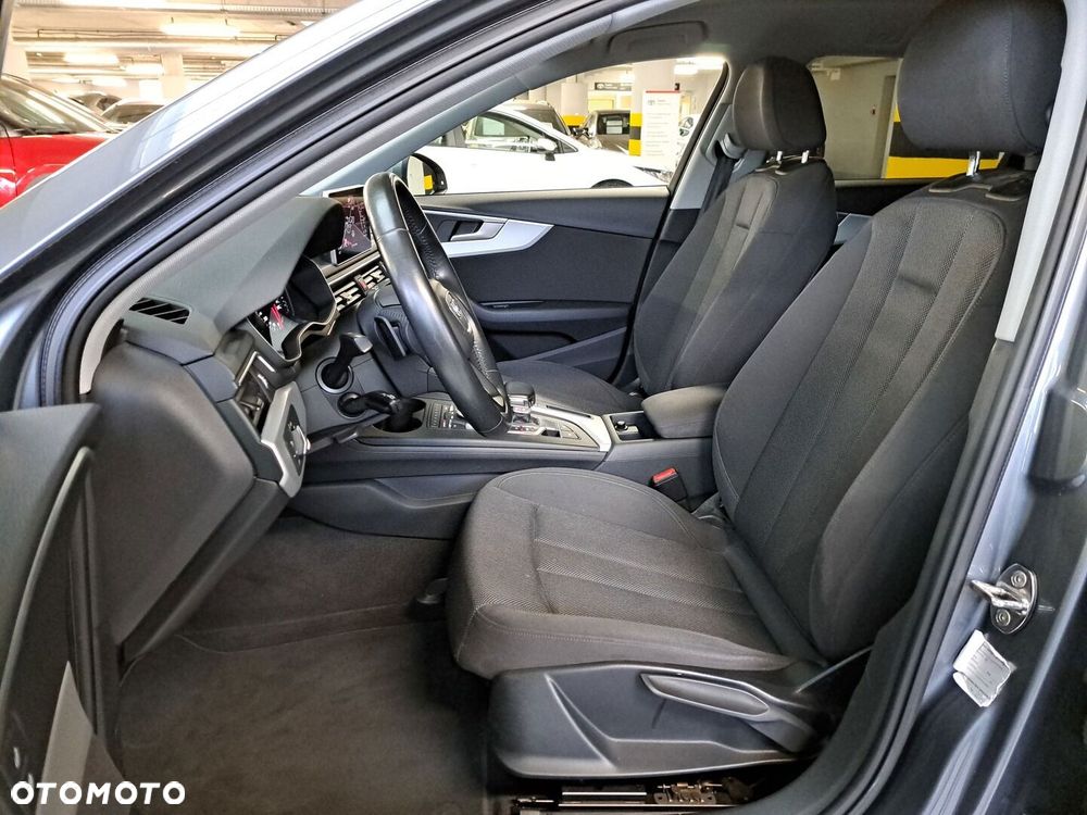 Audi A4 Avant 2.0 TDI Quattro S tronic - 10