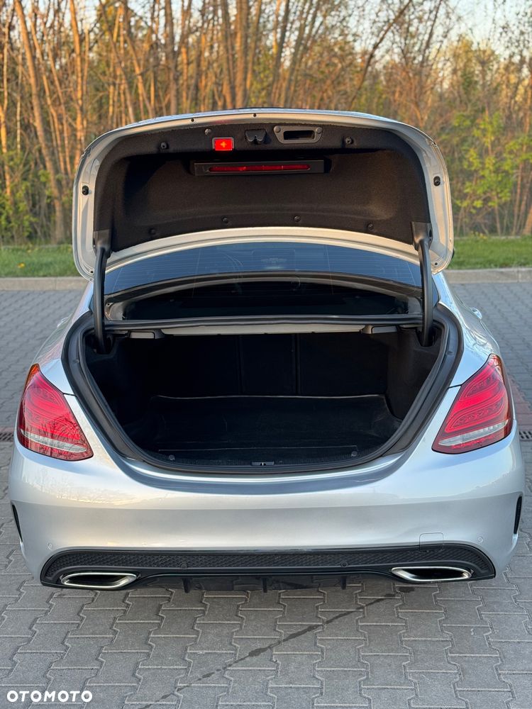 Mercedes-Benz Klasa C 180 7G-TRONIC AMG Line - 15