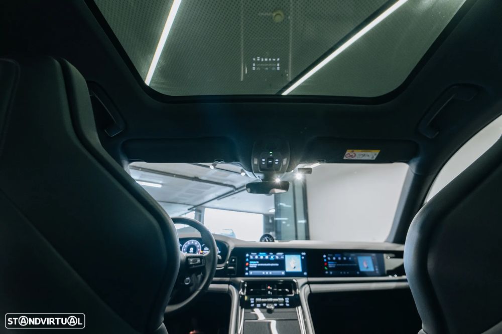 Porsche Panamera 4 E-Hybrid - 20