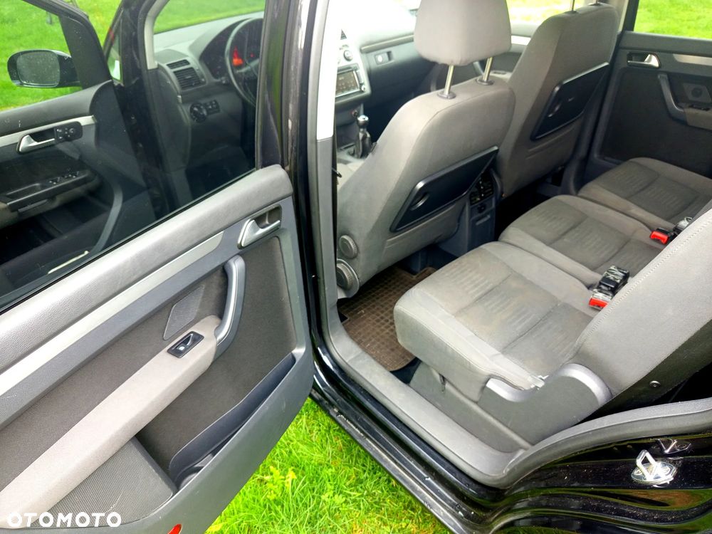 Volkswagen Touran 1.9 TDI DPF Highline - 7