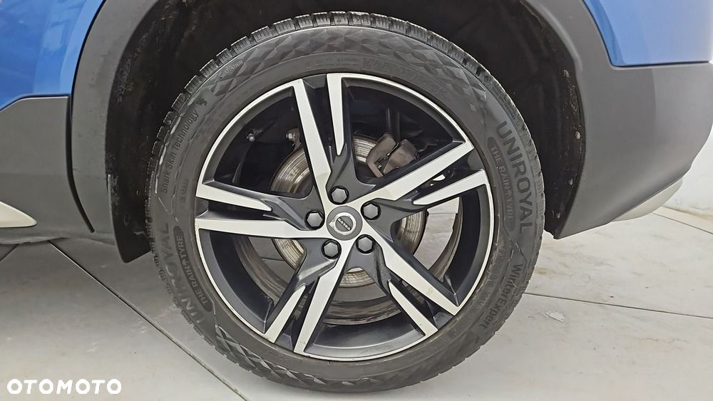 Volvo XC 40 T5 Plug-In Hybrid R-Design - 24
