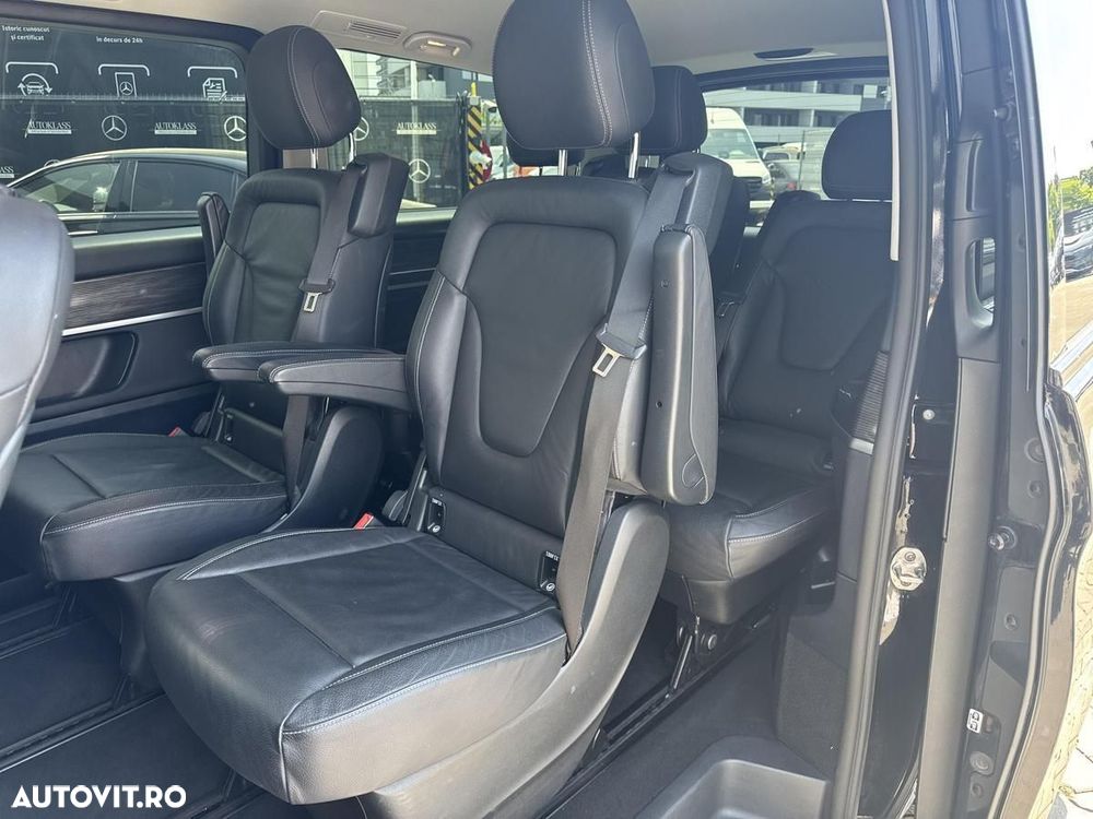 Mercedes-Benz V - 12