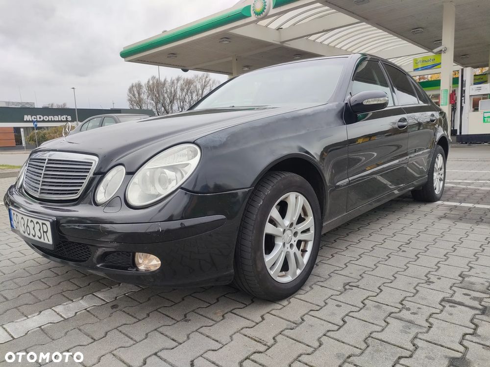 Mercedes-Benz Klasa E 200 CDI Classic - 1