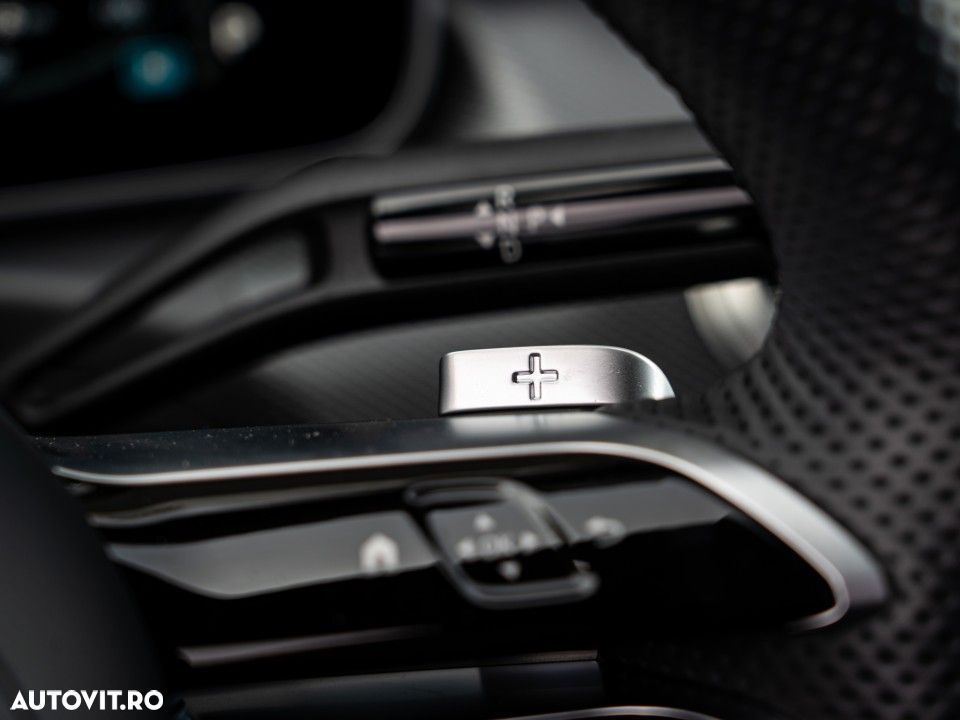 Mercedes-Benz C - 22