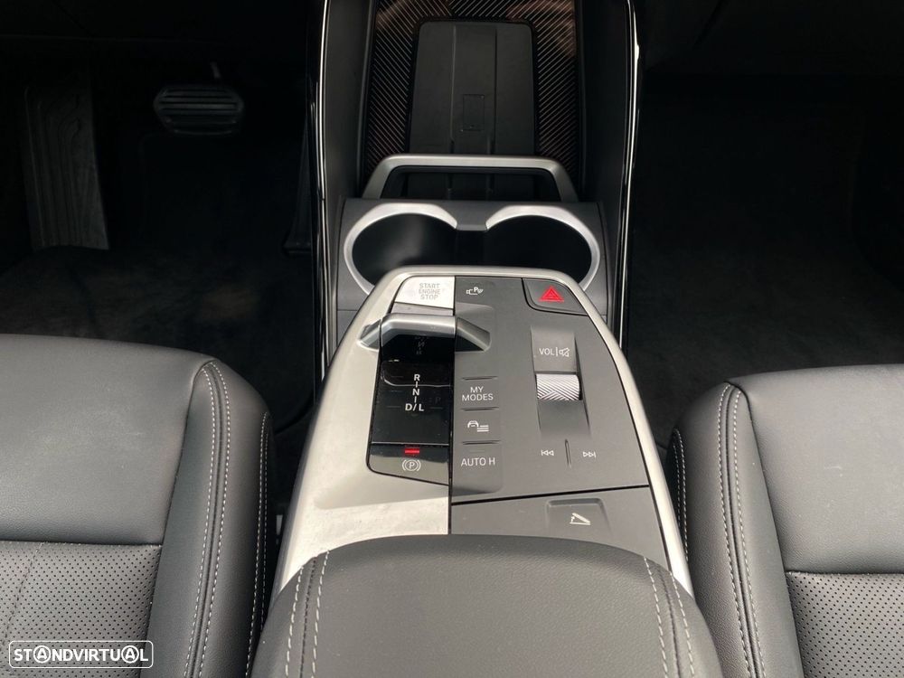 BMW X1 xDrive25e xLine - 14