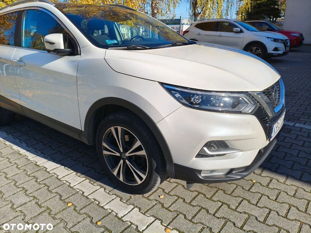 Nissan Qashqai 1.3 DIG-T N-CONNECTA - 9