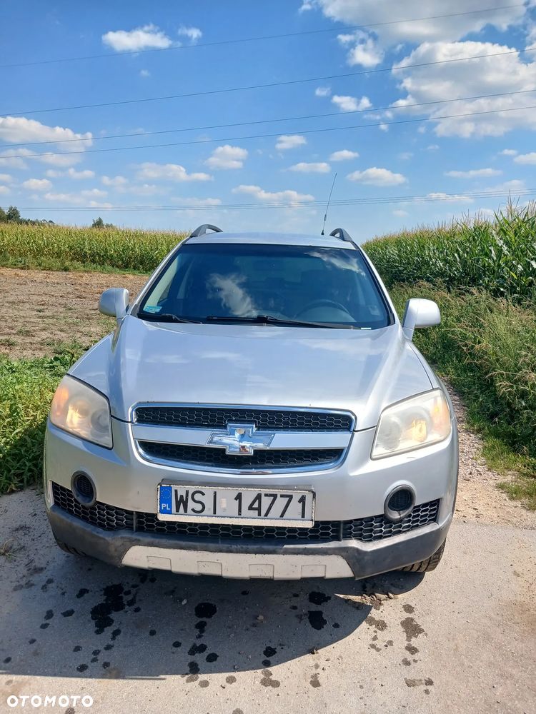 Chevrolet Captiva 2.4 LS - 3