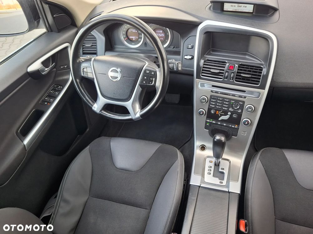 Volvo XC 60 D3 Summum - 9