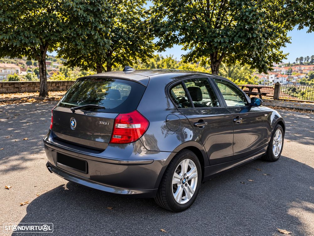 BMW 116 116i - 6