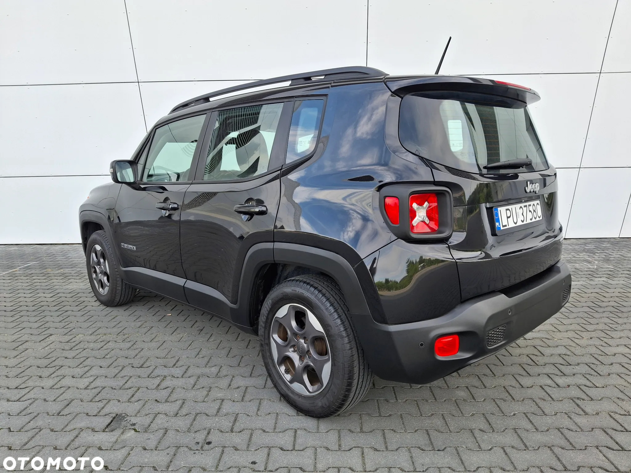 Jeep Renegade 1.4 MultiAir Longitude - 4