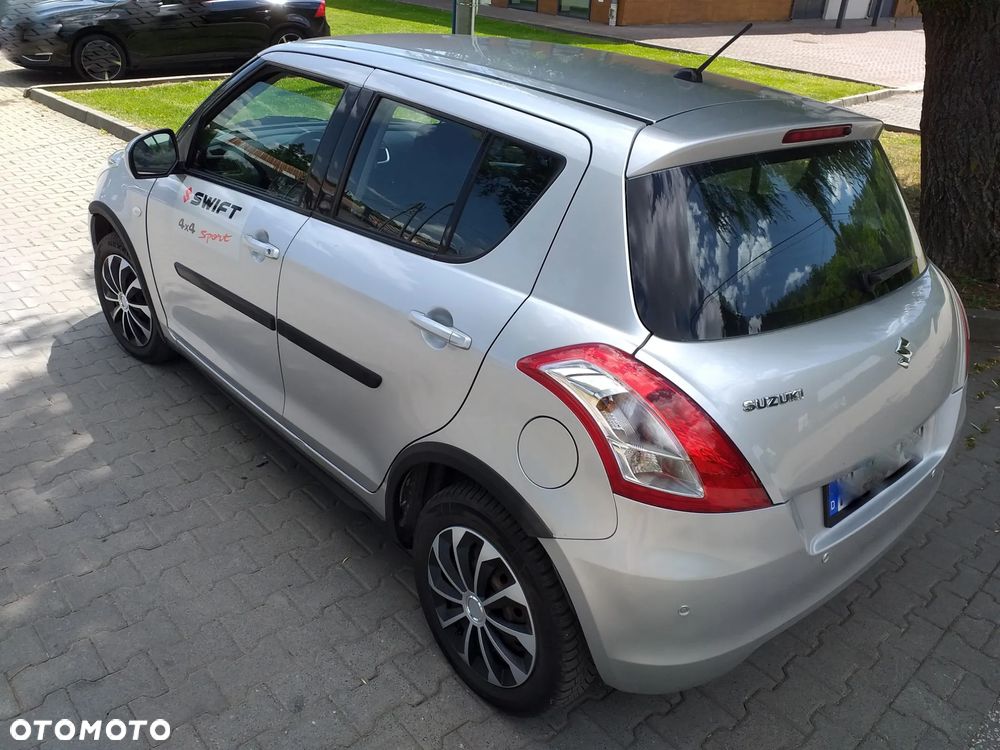 Suzuki Swift 1.2 4x4 Club - 7