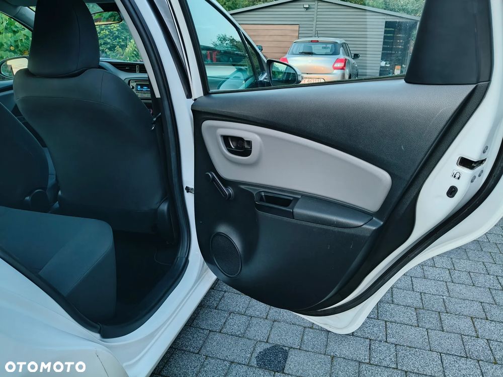 Toyota Yaris 1.5 Active - 19