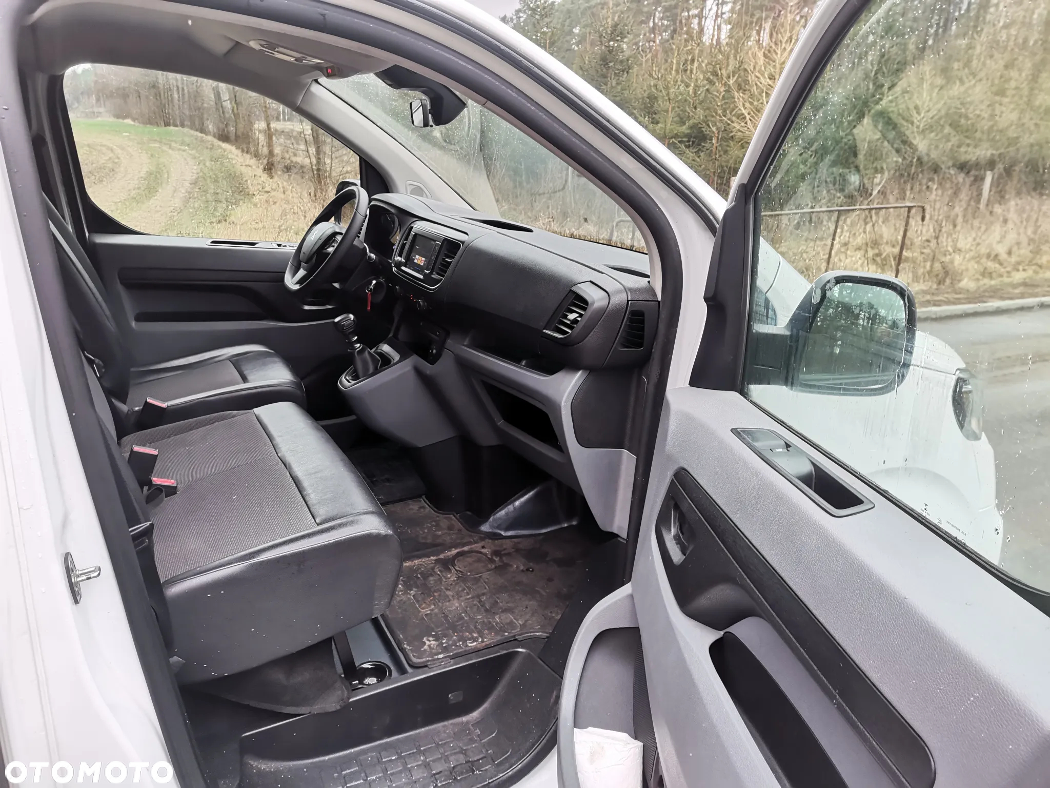 Peugeot Expert Jumpy Proace - 13