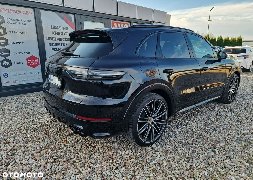 Porsche Cayenne - 7